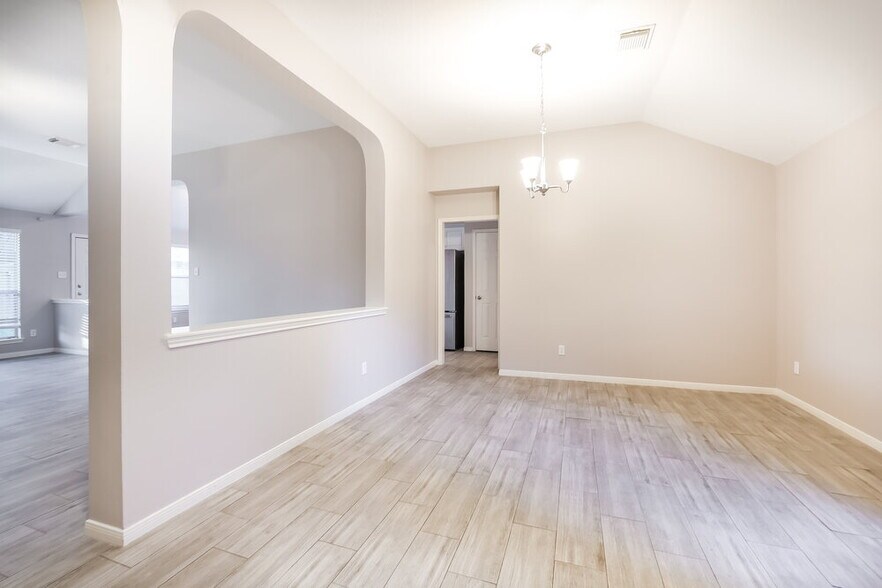 Building Photo - 5113 Orange Blossom Ct