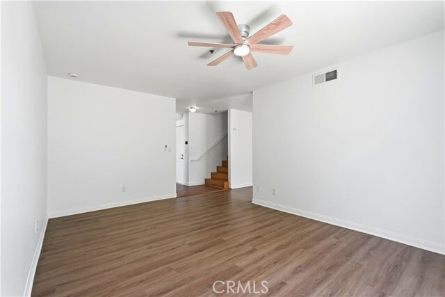 Building Photo - 9245 Woodman Ave