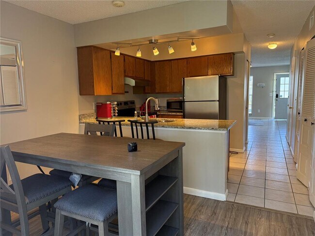 Building Photo - 11316 Grandville Dr