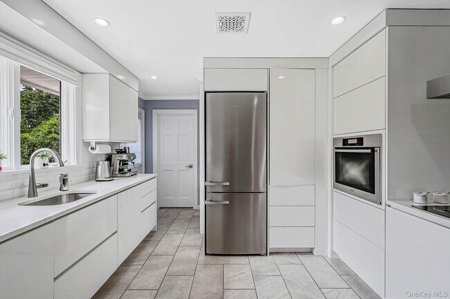 Building Photo - 47 Whitebrook Dr