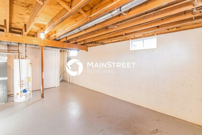 Building Photo - 3 Bedroom Pet-Friendly Home in Louisville,...