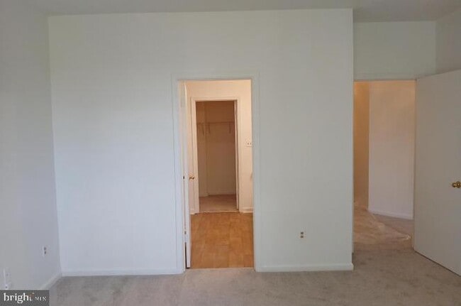 Building Photo - 7201 Bogley Rd