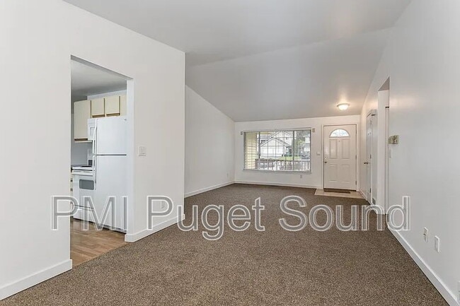 Primary Photo - 22127 NE 9th Pl