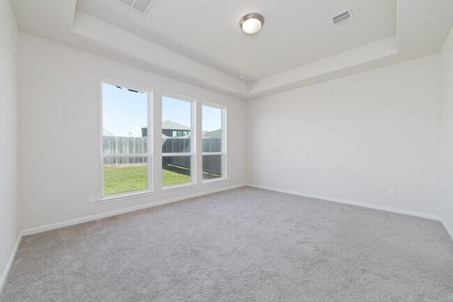 Building Photo - 142 Amaranth Wy