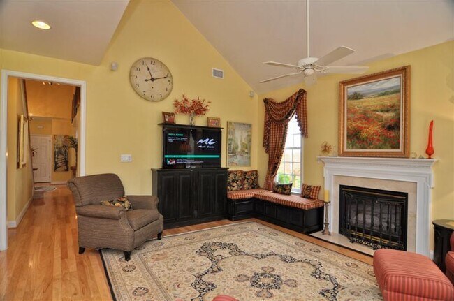 Building Photo - 6727 Evensong Ln