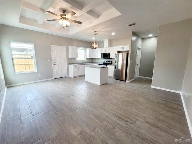 Building Photo - 14 14th St