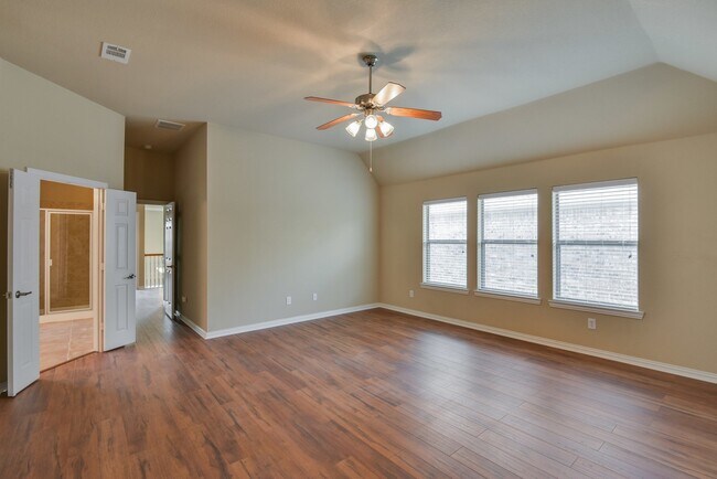 Building Photo - 1707 Coronado St