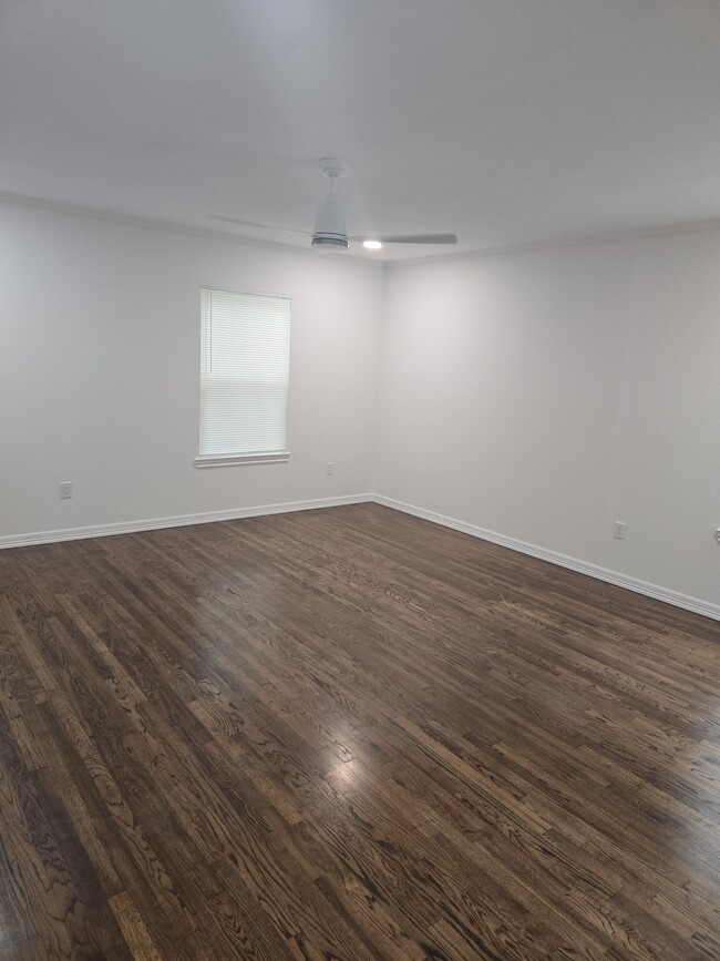 Building Photo - 415 N 23rd St