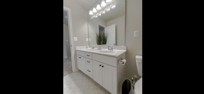 Building Photo - 13311 Windjammer Ct