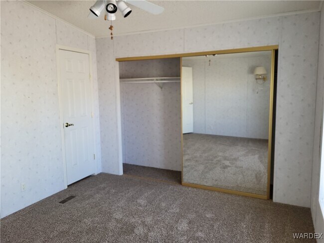 Building Photo - 4479 Amanda Ave