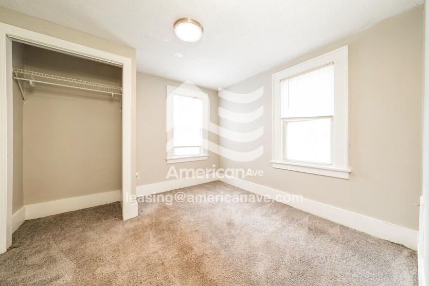 Building Photo - 49 Jackson St