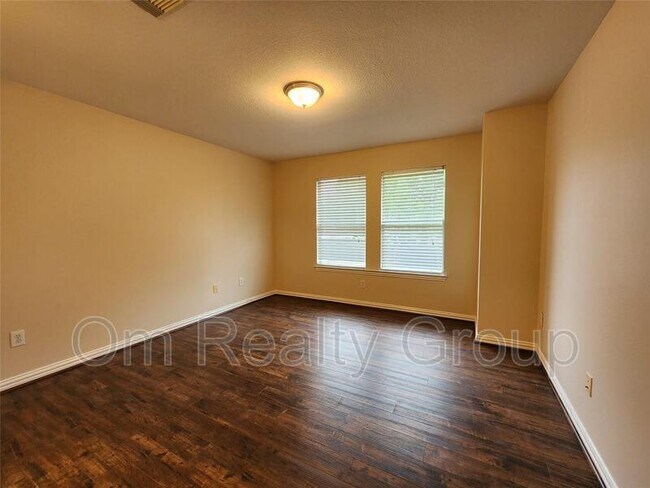 Building Photo - 5307 Dandelion Meadow Ln