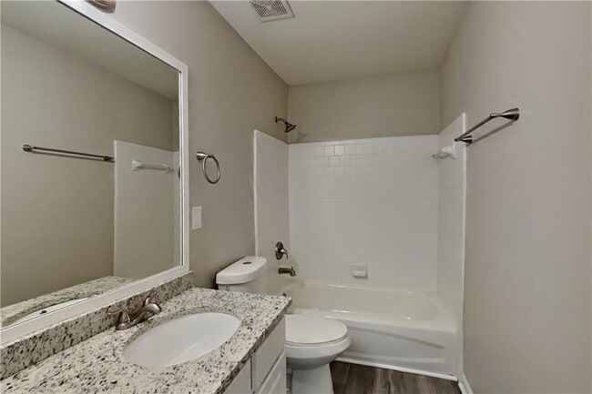 Building Photo - 3370 Spindletop Dr NW