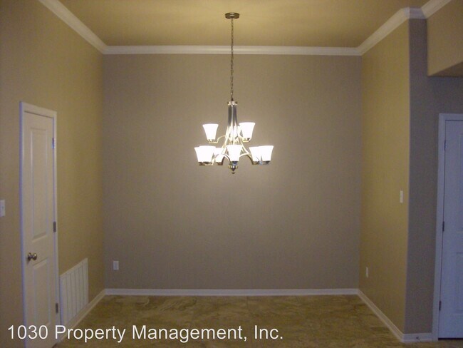 Building Photo - 3107 Lineage Loop