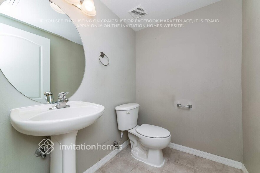 Building Photo - 5923 Willows Bridge Loop