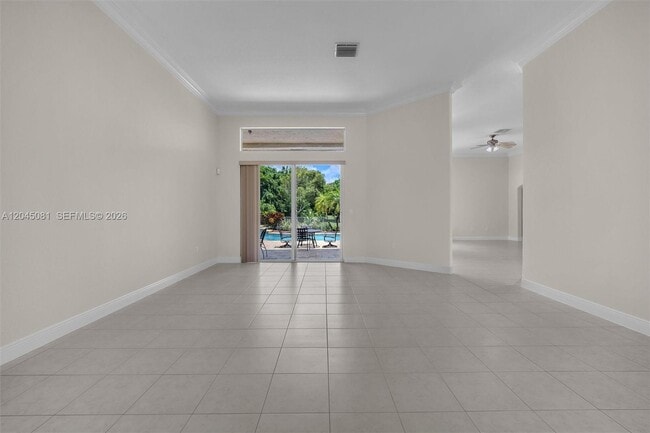 Building Photo - 16310 Paddock Ln