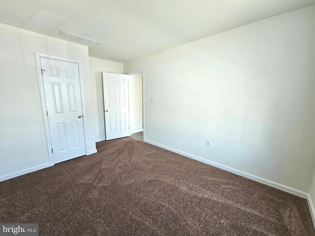 Building Photo - 98 Bay Hill Ln