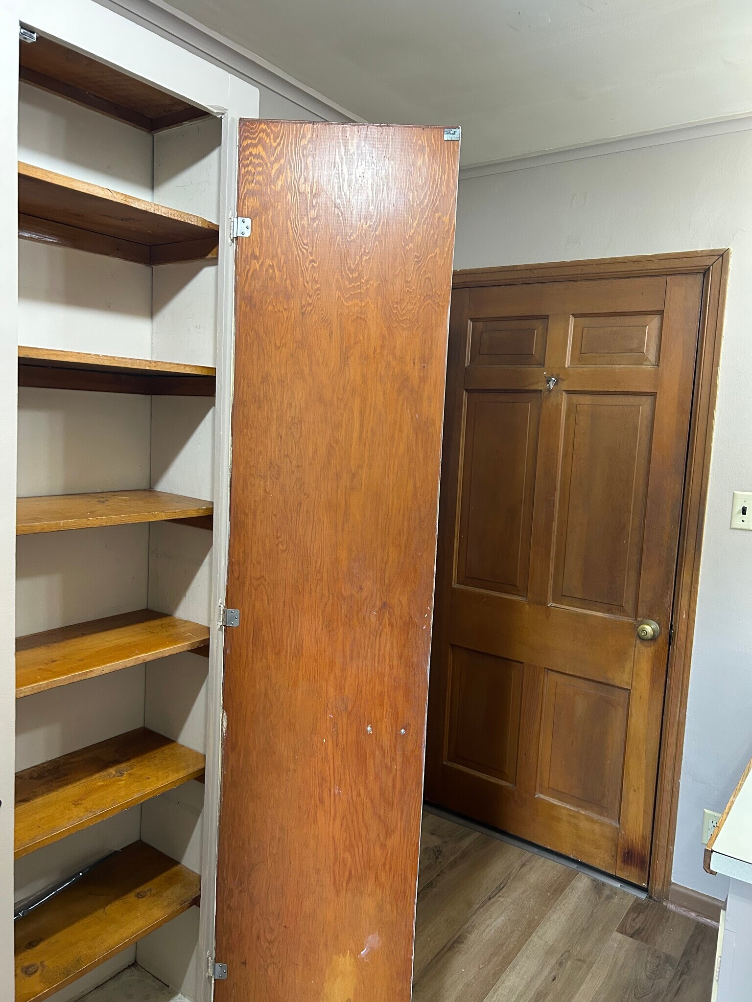 Bathroom Storage - W4160 Main Rd