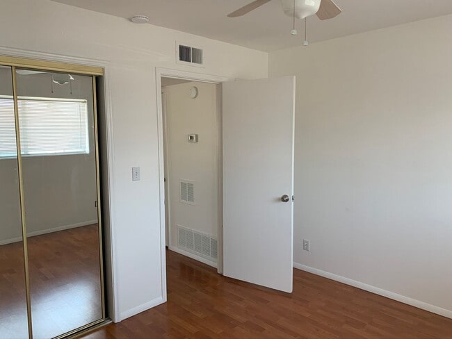 Building Photo - Great 1 bedroom 1 bath condo -- COMING SOON