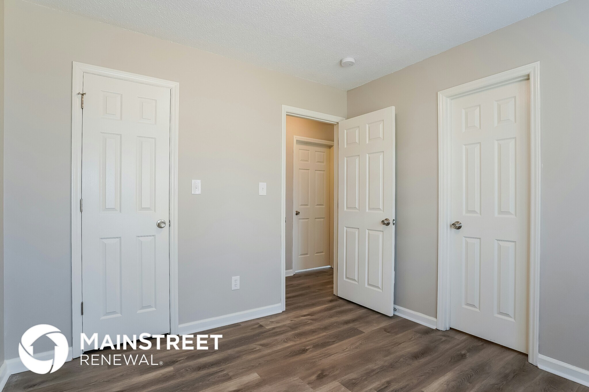 Building Photo - 1402 Mandolin Pl