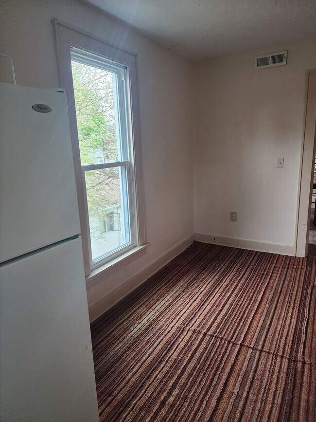 Building Photo - 346w4th