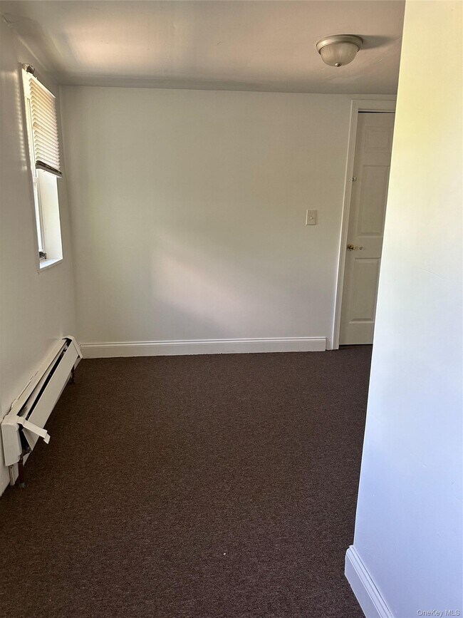 Building Photo - 1110 NY-94