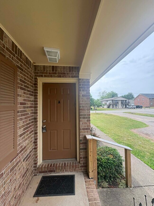 Building Photo - 1768 Patrick Way