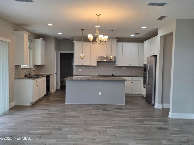 Building Photo - 1494 Shadow Creek Dr