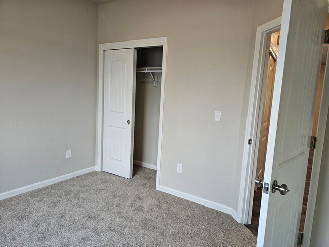 Building Photo - 1615 Richard Martin Dr