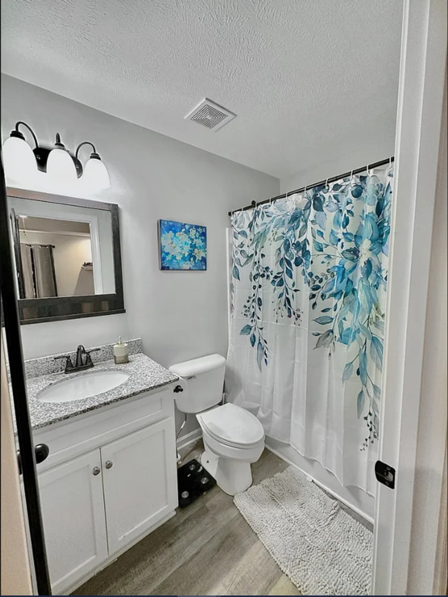 Building Photo - Pristine 3 Bed, 2 Bath Rental Built in 2022!