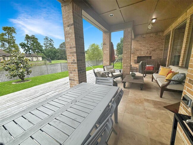 Building Photo - 154 Bauer Point Cir