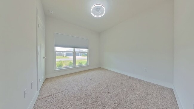 Building Photo - 6178 Jenks Dr