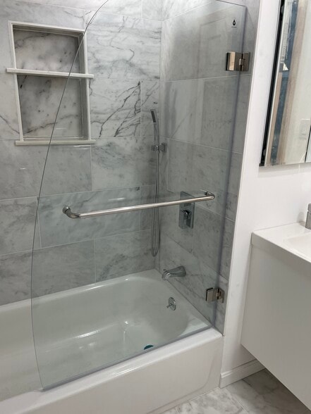 Building Photo - 22 Bayard St