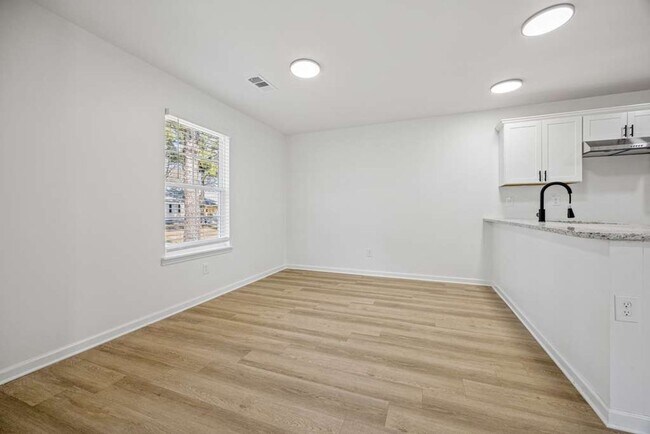 Building Photo - New Construction Duplex, 2 Bedroom, 1 Bathroom