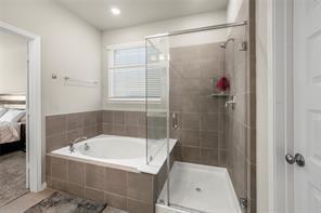 Building Photo - 618 Ellwood Terrace Ln