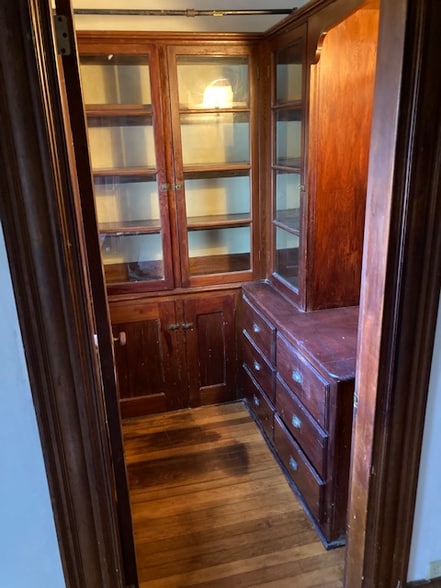 Building Photo - 2 Marlowe St