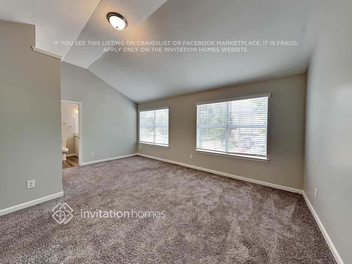 Building Photo - 2412 Cornell Cir