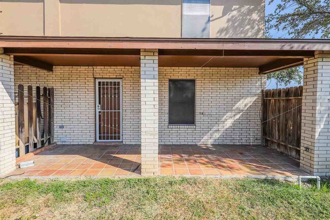 Building Photo - 8710 McPherson Rd