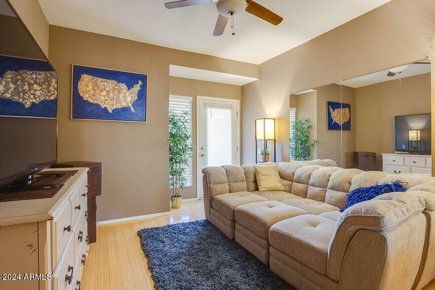 Building Photo - 101 N 7th St