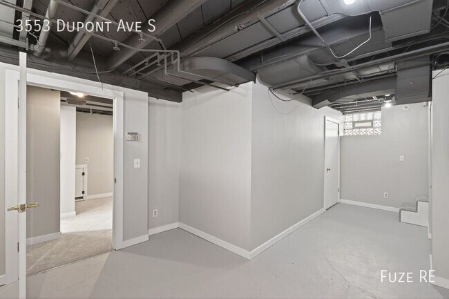 Building Photo - 3553 Dupont Ave S