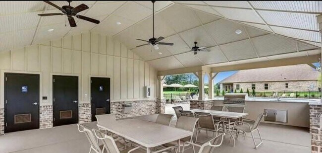 Building Photo - 101 Canonbury Dr