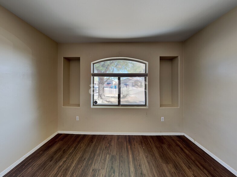Building Photo - 6688 W Brightwater Way