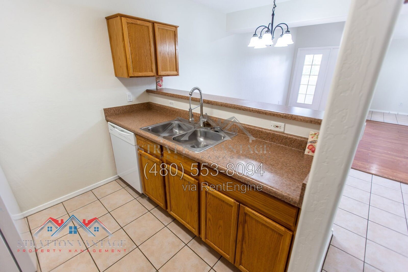 Building Photo - 3716 E University Dr