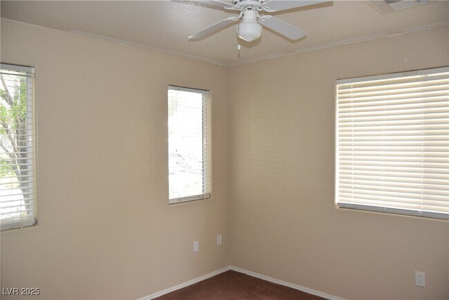 Building Photo - 8148 Finch Feather St