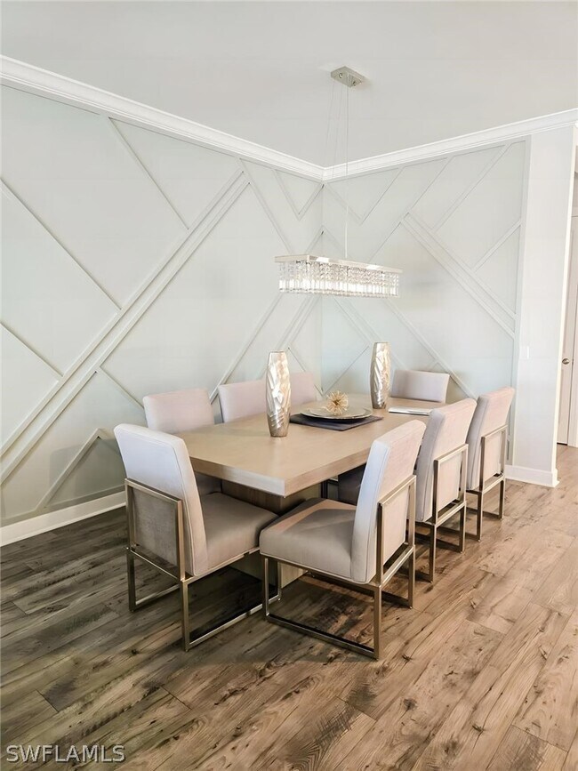 Building Photo - 8337 Promoso Ct