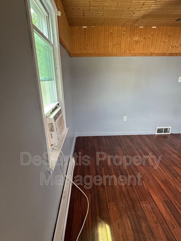 Building Photo - 3604 6th Ave