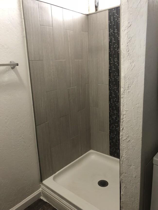 Shower stall - 2542 Date St