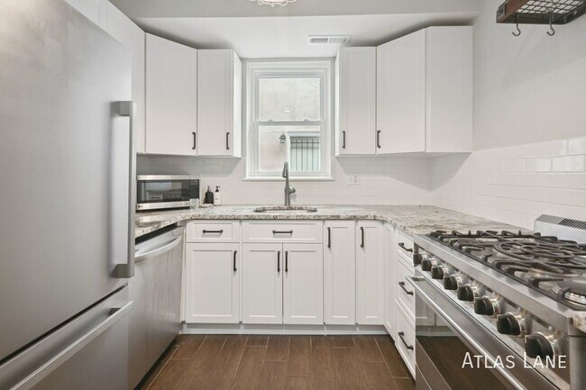 Building Photo - Waking Distance to Noma Metro Station and ...