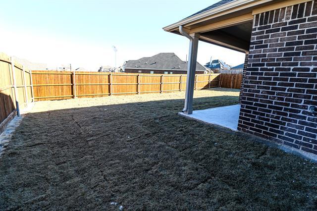Building Photo - 504 Lakeway Ln