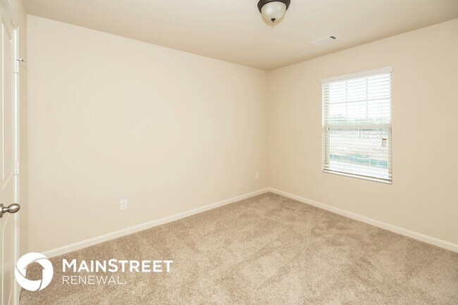 Building Photo - 75 Michelle Wy